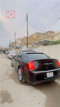 کرایسلەر 300